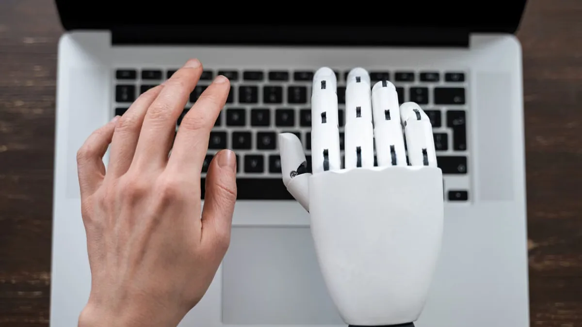IA en programación: el código aumenta pero no el software